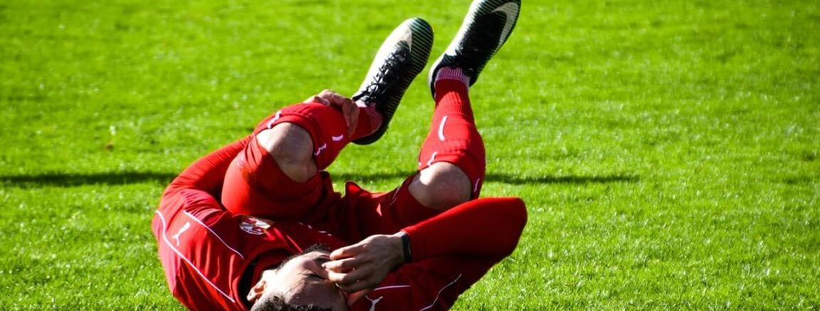 Uszkodzenie więzadła krzyżowego nie musi oznaczać całkowitej rezygnacji ze sportu.